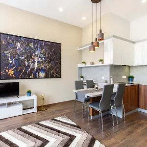 https://central-city-apt-in-the-jewish-quarter-with-free-parking.inbudapesthotels.com